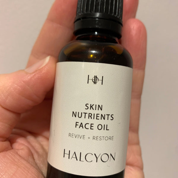 Natural vegan cold pressed face oil